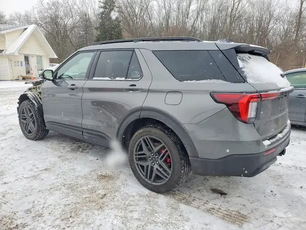 1FMUK8KH6SGB50441 2025 FORD EXPLORER - Image 2