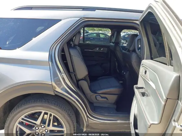 1FMUK8KH6SGB58622 2025 FORD EXPLORER - Image 8