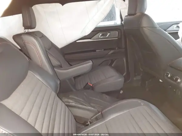 1FMUK8KH6TGA10066 2026 FORD EXPLORER - Image 8