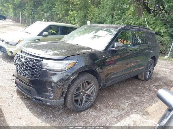 1FMUK8KH7SGB38511 2025 FORD EXPLORER - Image 2