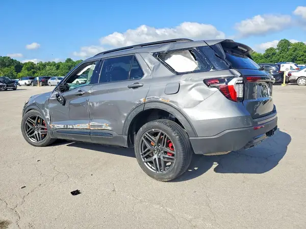 1FMUK8KH7SGB66812 2025 FORD EXPLORER - Image 2