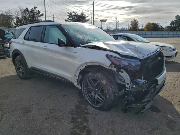 2025 FORD EXPLORER COPART lot 94042285 auction photo 4