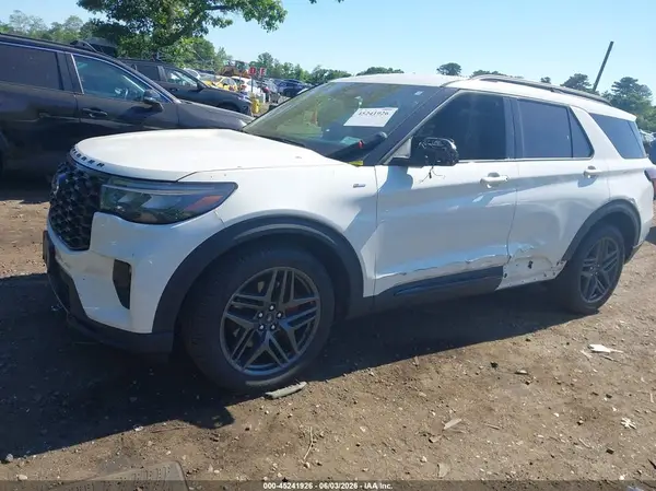 1FMUK8KH7SGC82771 2025 FORD EXPLORER - Image 2