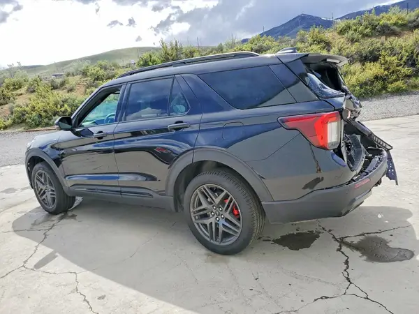 1FMUK8KH7TGA55324 2026 FORD EXPLORER - Image 2
