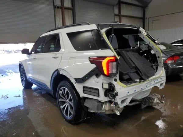 1FMUK8KH8SGB18221 2025 FORD EXPLORER - Image 2