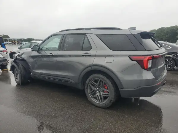 1FMUK8KH8SGB81481 2025 FORD EXPLORER - Image 2