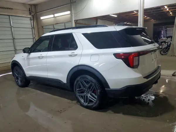 1FMUK8KH8SGC05441 2025 FORD EXPLORER - Image 2