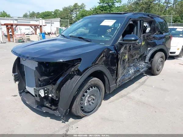 1FMUK8KH8TGA00915 2026 FORD EXPLORER - Image 2