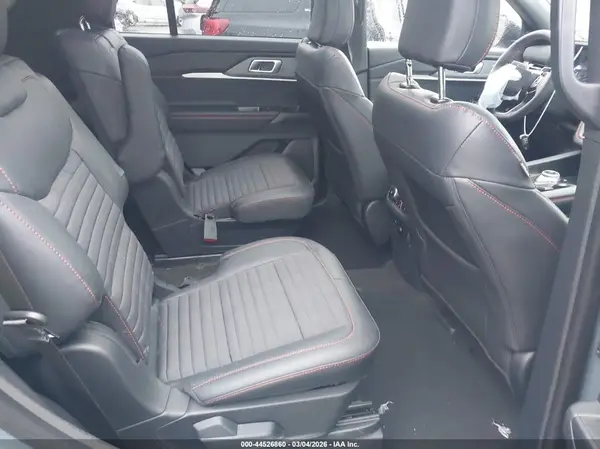 1FMUK8KH8TGA42551 2026 FORD EXPLORER - Image 8