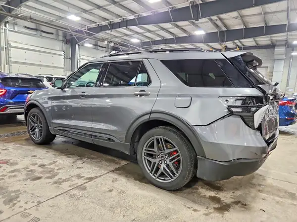 1FMUK8KH9SGA40693 2025 FORD EXPLORER - Image 2