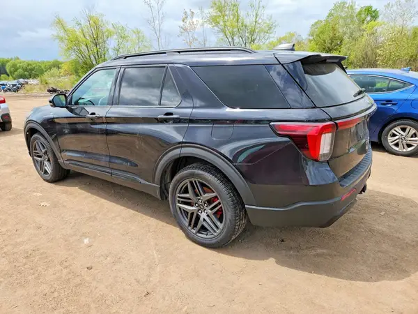 1FMUK8KH9SGB51230 2025 FORD EXPLORER - Image 2