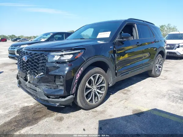 1FMUK8KH9SGB54855 2025 FORD EXPLORER - Image 2