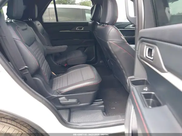 1FMUK8KH9SGB60445 2025 FORD EXPLORER - Image 8