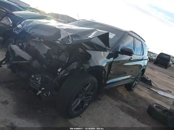 1FMUK8KH9SGC29781 2025 FORD EXPLORER - Image 2