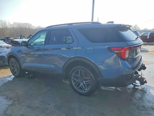 1FMUK8KH9SGC72145 2025 FORD EXPLORER - Image 2