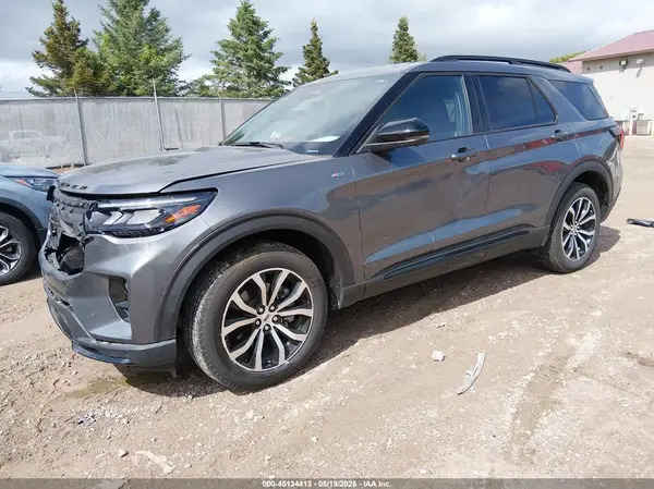 1FMUK8KH9SGC75322 2025 FORD EXPLORER - Image 2