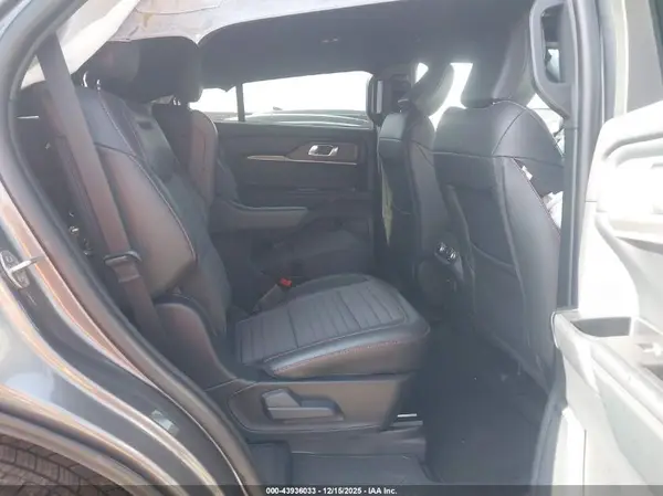 1FMUK8KH9TGA16699 2026 FORD EXPLORER - Image 8
