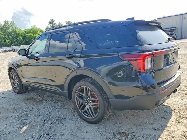1FMUK8KH9TGA97445 2026 FORD EXPLORER - Image 2
