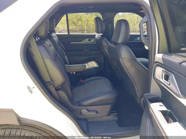 1FMUK8KHXSGB02456 2025 FORD EXPLORER - Image 8