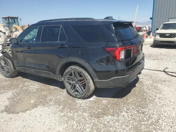 1FMUK8KHXSGB38485 2025 FORD EXPLORER - Image 2