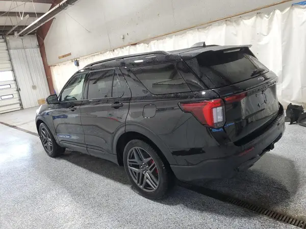 1FMUK8KHXSGB66593 2025 FORD EXPLORER - Image 2