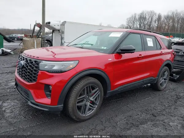1FMUK8KHXSGC71151 2025 FORD EXPLORER - Image 2