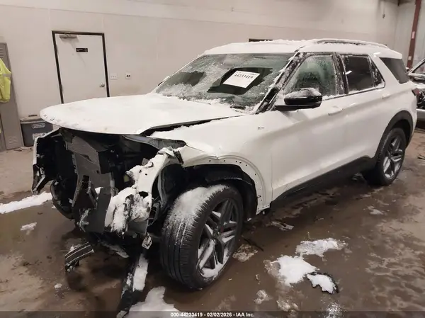 1FMUK8KHXSGD03175 2025 FORD EXPLORER - Image 2