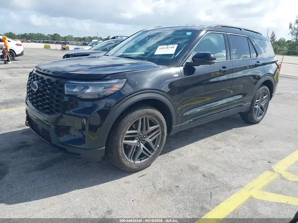 1FMUK8KHXTGA56953 2026 FORD EXPLORER - Image 2