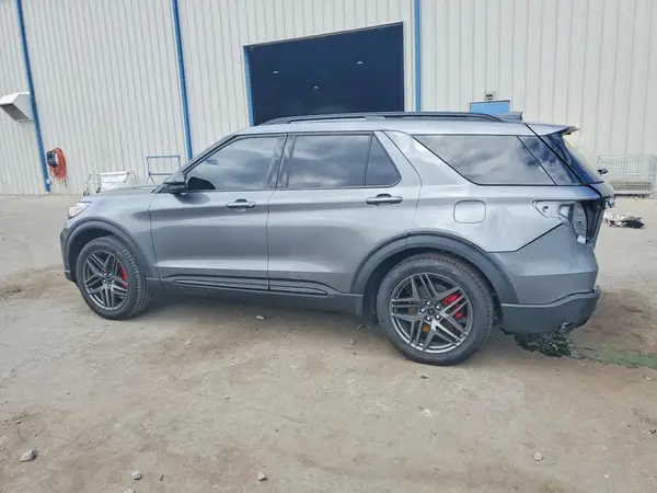1FMWK7GC1SGC82975 2025 FORD EXPLORER - Image 2