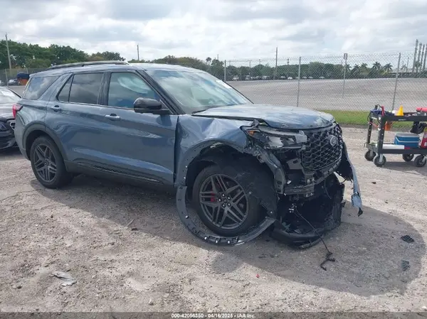 1FMWK7GC2SGA89928 2025 FORD EXPLORER - Image 1