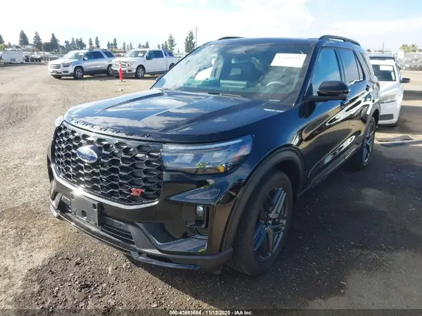 1FMWK7GC3SGC16850 2025 FORD EXPLORER - Image 2