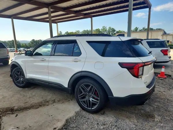 1FMWK7GC9SGB41927 2025 FORD EXPLORER - Image 2