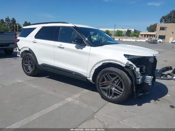 1FMWK7GC9SGB59179 2025 FORD EXPLORER - Image 1