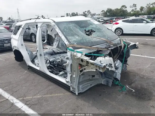 1FMWK7HC1SGA65781 2025 FORD EXPLORER - Image 1