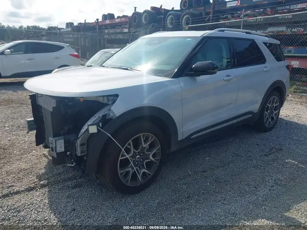 1FMWK7HC8SGC71082 2025 FORD EXPLORER - Image 2