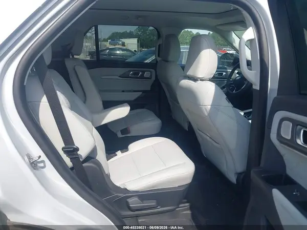 1FMWK7HC8SGC71082 2025 FORD EXPLORER - Image 8