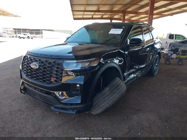 1FMWK8GC0SGB07316 2025 FORD EXPLORER - Image 2