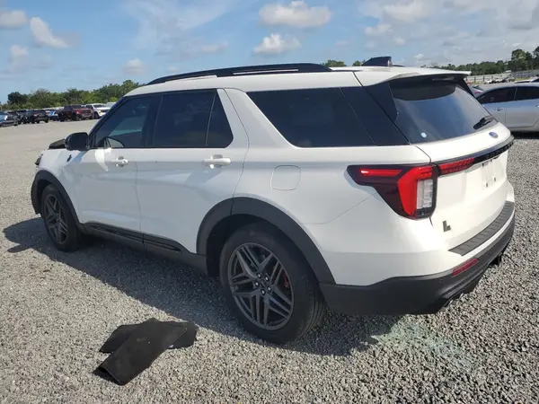 1FMWK8GC0SGB23760 2025 FORD EXPLORER - Image 2