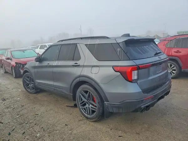 1FMWK8GC1SGA10920 2025 FORD EXPLORER - Image 2