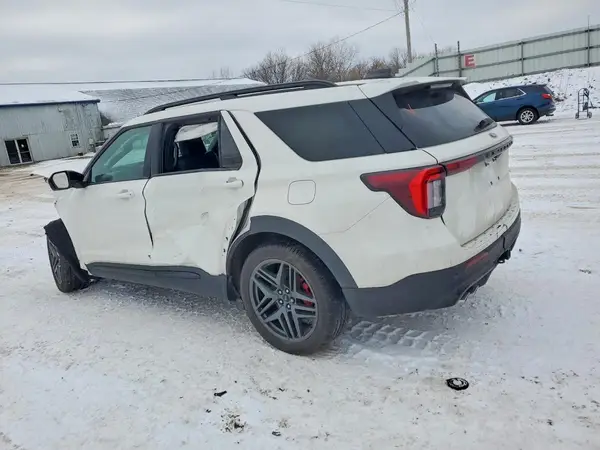 1FMWK8GC1SGA12635 2025 FORD EXPLORER - Image 2