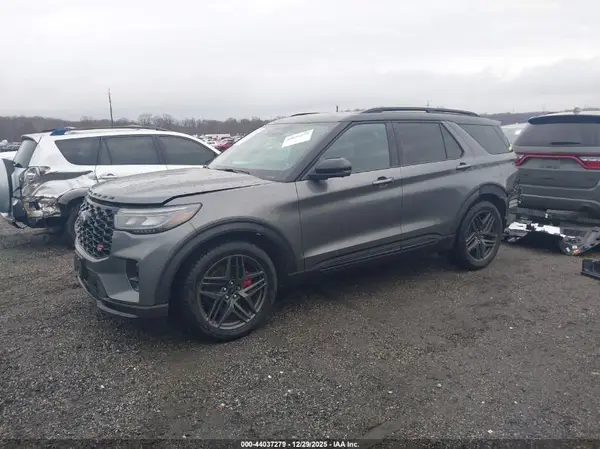 1FMWK8GC1SGA42881 2025 FORD EXPLORER - Image 2