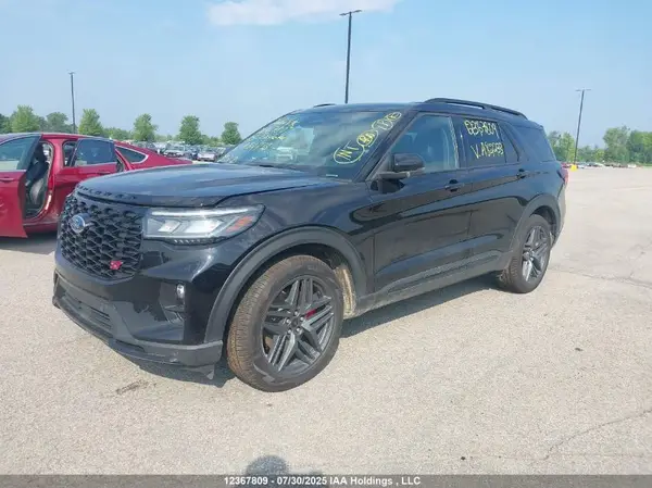 1FMWK8GC1SGA82233 2025 FORD EXPLORER - Image 2