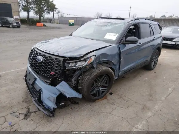 1FMWK8GC1SGA96584 2025 FORD EXPLORER - Image 2