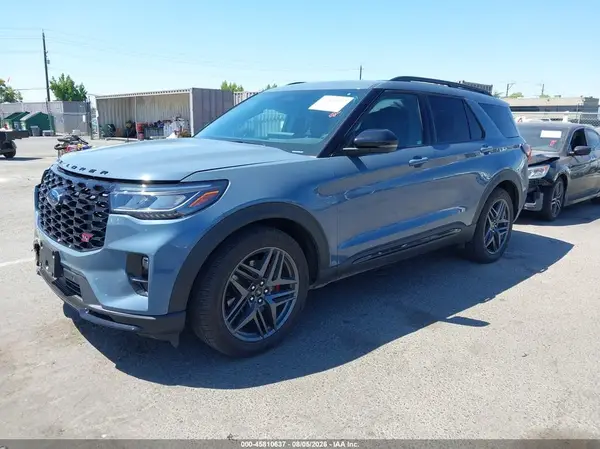 1FMWK8GC1SGB06983 2025 FORD EXPLORER - Image 2