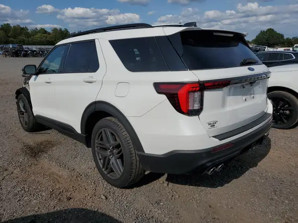 1FMWK8GC1SGB42043 2025 FORD EXPLORER - Image 2