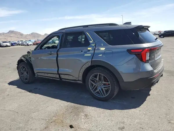 1FMWK8GC1SGB56802 2025 FORD EXPLORER - Image 2