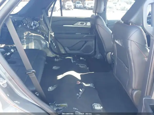 1FMWK8GC2SGA33218 2025 FORD EXPLORER - Image 8