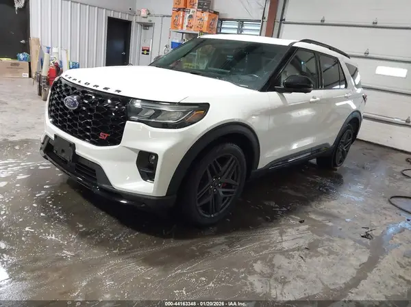 1FMWK8GC2SGB47235 2025 FORD EXPLORER - Image 2
