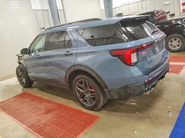 1FMWK8GC2SGC85390 2025 FORD EXPLORER - Image 2