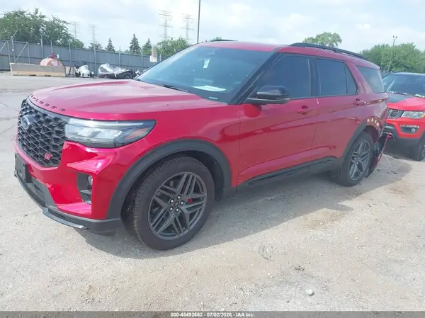 1FMWK8GC2TGA21782 2026 FORD EXPLORER - Image 2